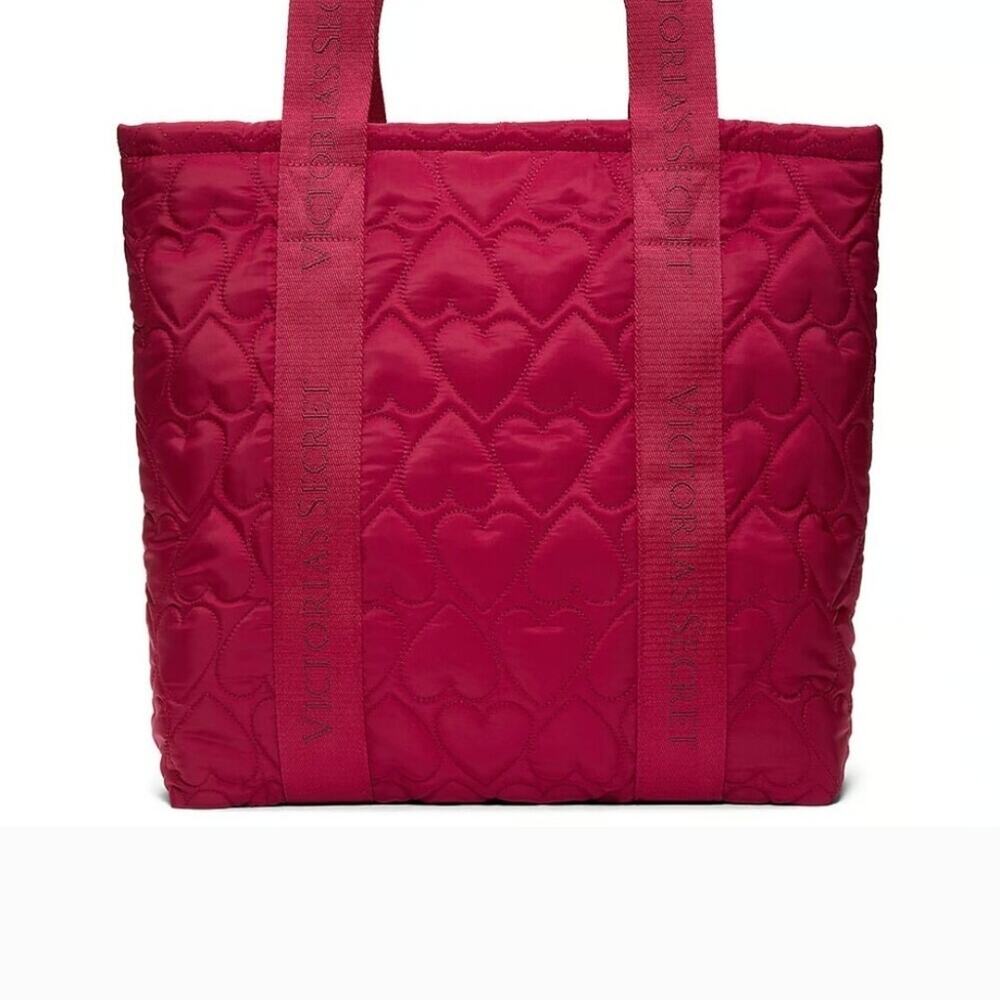 Victoria's Secret NWT Red Heart Quilted Tote Bag Valentine's Day 2025